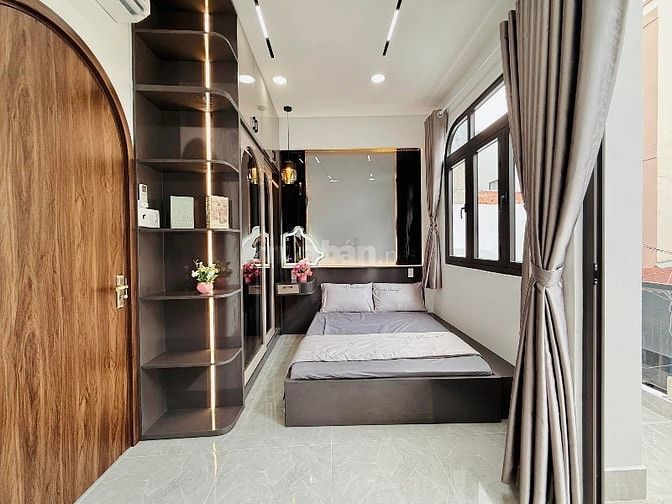 GIÁ TỐT ĐẦU TƯ CHỈ 2TỶ150 CHỐT NGAY NHÀ HUỲNH VĂN BÁNH, PHÚ NHUẬN HXH