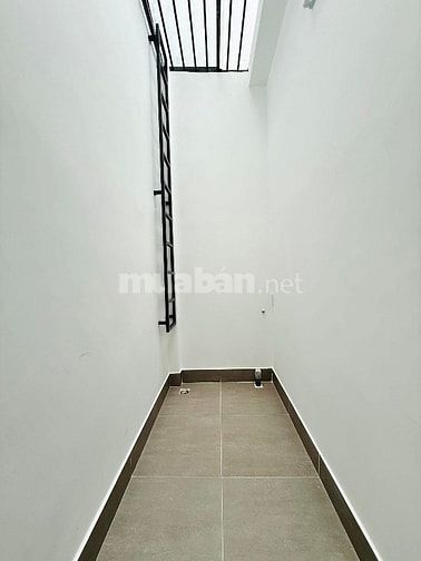 GIÁ TỐT ĐẦU TƯ CHỈ 2TỶ150 CHỐT NGAY NHÀ HUỲNH VĂN BÁNH, PHÚ NHUẬN HXH