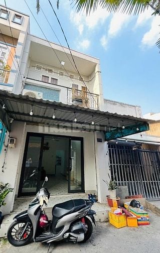 Cho Thuê Nhà mới Full Nội Thất Cao Cấp, Ngay Cầu Tham Thương