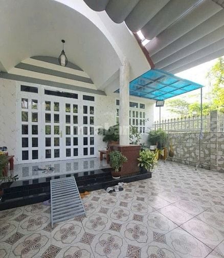 bán nhanh căn nhà 80m2 ở Xuân Thới Sơn - Hóc Môn giá 780 triệu.