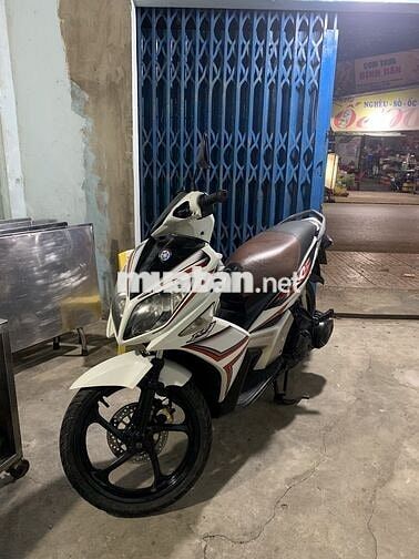 Chuyển nhà cần bán lại xe novo4 máy êm sát thủ