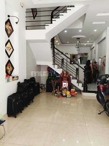 Bán nhà Lê Văn Sỹ, Phường 14, Quận 3, Giá 3 tỷ 680, Diện tích 3 tỷ 680