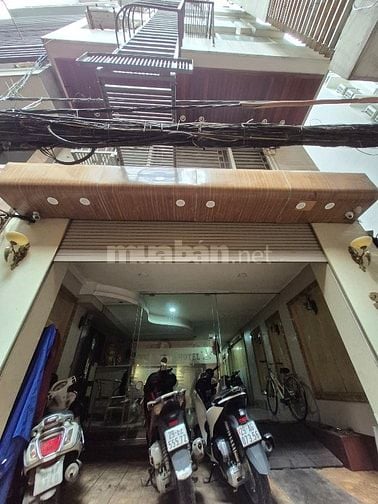 Bán gấp toà nhà căn hộ cho thuê 90mx9 tầng thang máy 30 tỷ phố Xã Đàn