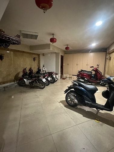 Bán gấp toà nhà căn hộ cho thuê 90mx9 tầng thang máy 30 tỷ phố Xã Đàn