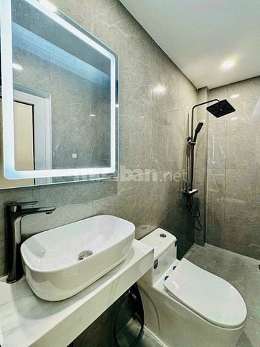 Cho thuê nhà nguyên căn 171B đường Nam Kỳ Khởi Nghĩa – Phường 6 - Q3