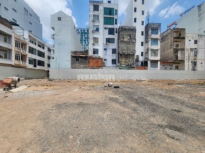 Đất 4300 m2. 99B Đường Cộng Hoà. Giá 5 USD/m2/tháng. 3 - 5 năm