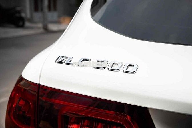 Mercedes Benz GLC 2019 300 4Matic - 65000 km