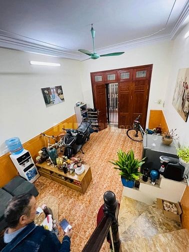 SIÊU PHẨM 5 TẦNG HÀO NAM - NGÕ THÔNG, KD ĐỈNH -20M RA PHỐ- CHỈ 7,5 TỶ
