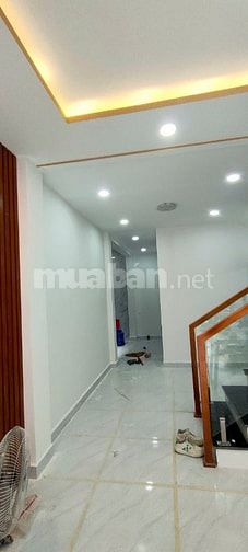🔵 Bán nhà Đình Phong Phú, Q9. DTSD: 90m2, 2Lầu, SHR, Nở Hậu, Nhà Mới