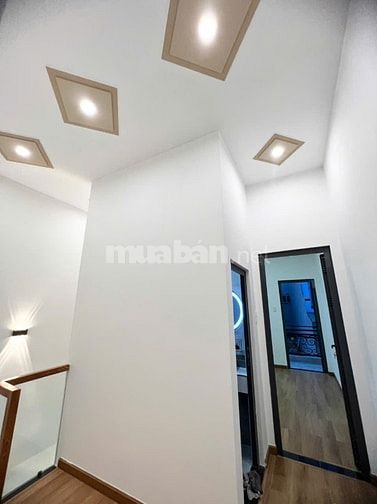 🔵 Bán nhà Đình Phong Phú, Q9. DTSD: 90m2, 2Lầu, SHR, Nở Hậu, Nhà Mới