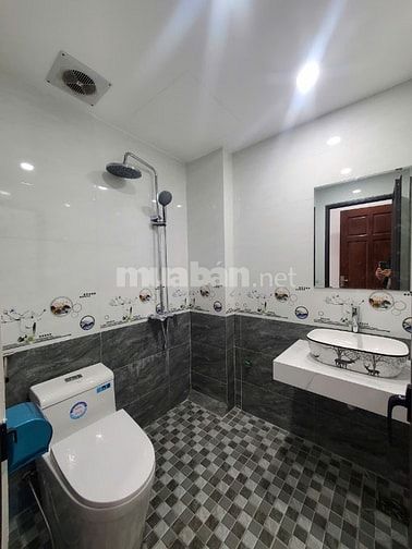 Bán nhà giá tốt tại Thịnh Liệt, Hoàng Mai, Hà Nội giá 6,5 tỷ, 32m2