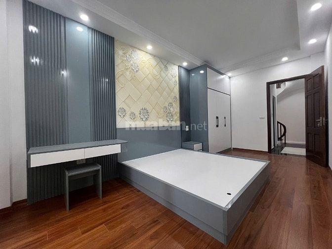 Bán nhà giá tốt tại Thịnh Liệt, Hoàng Mai, Hà Nội giá 6,5 tỷ, 32m2