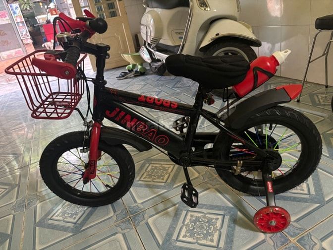 Cần thanh lý xe điện, xe đạp cho bé còn mới 95%
