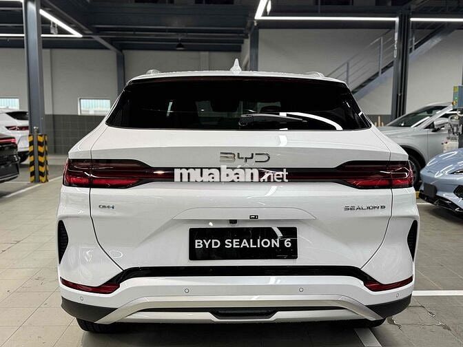 BYD SEALION 6-Mẫu Xe Hybrid Hiệu Suất Cao