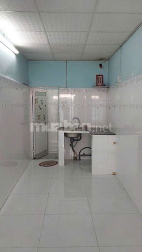 Nhà trọ cho thuê, mặt tiền quận 8