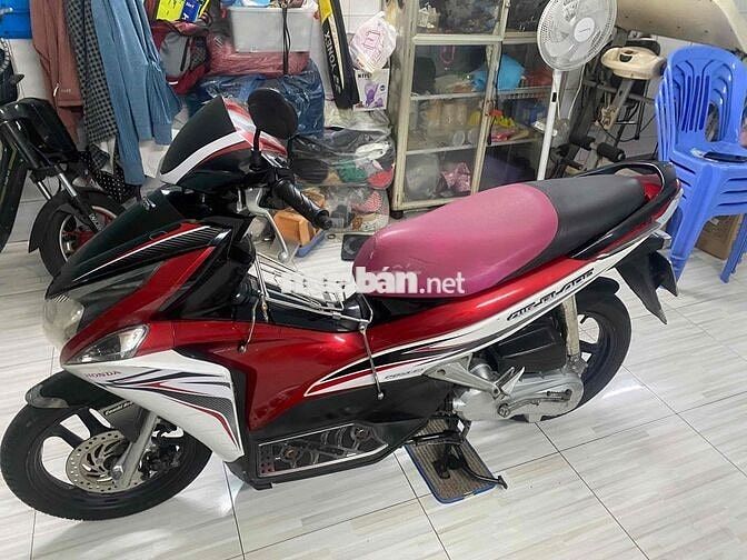 Xe airbade 110Fi trắng đỏ đen