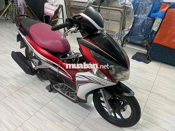 Xe airbade 110Fi trắng đỏ đen