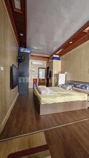 3.x tỷ (x tiểu học) 75m2 có ngay căn tập thể Nguyên Hồng, khu phố dân 
