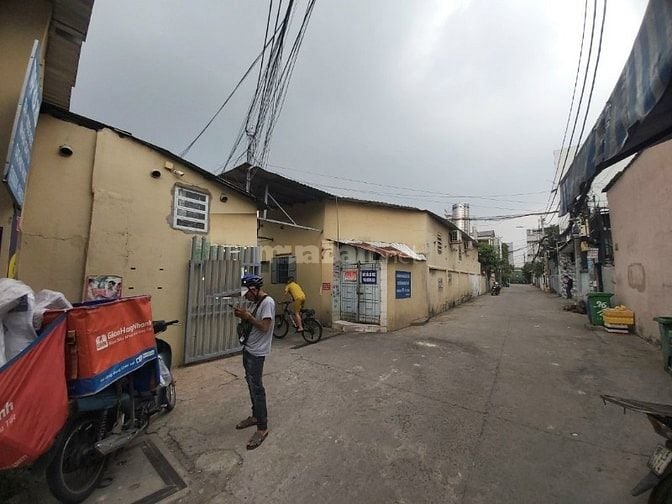 Bán nhà đường số 9 Kha Vạn Cân P Linh Tây gần ngay chợ Thủ Đức 2.156m2