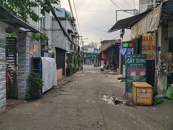 Bán nhà đường số 9 Kha Vạn Cân P Linh Tây gần ngay chợ Thủ Đức 2.156m2