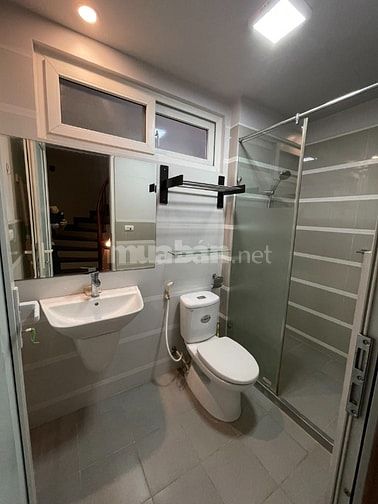 Chính chủ cần bán, nhà phố Định Công,60m2,4T,mt4m,gần phố.