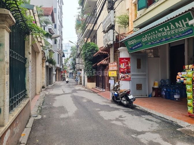 Bán nhà mặt phố Mỹ Đình, 12,5 tỷ, 43m2, ô tô kinh doanh,phù hợp làmCTY