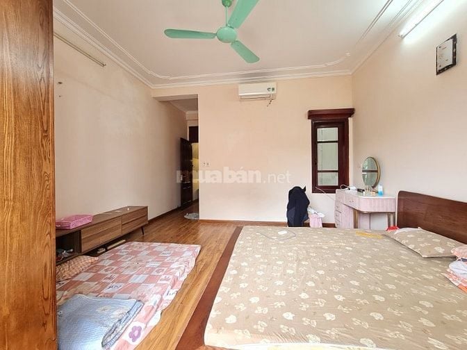 Bán nhà mặt phố Mỹ Đình, 12,5 tỷ, 43m2, ô tô kinh doanh,phù hợp làmCTY