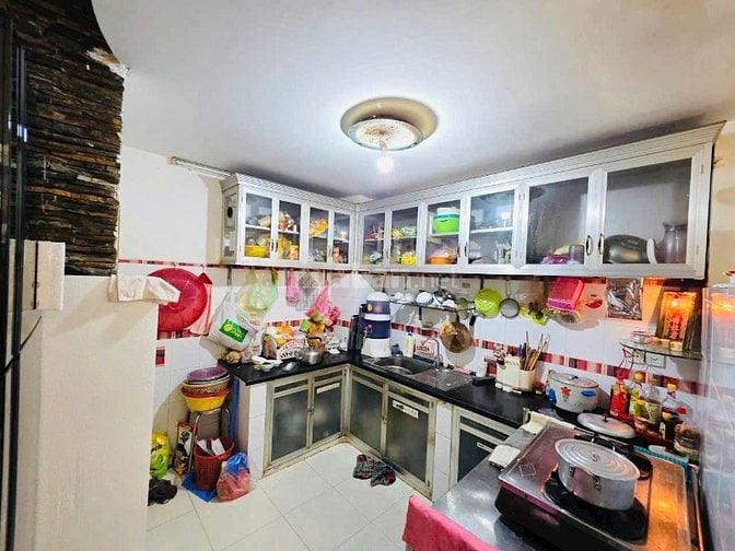 Bán nhà đúc 4 tầng Hẻm Nguyễn Đình Chính, P.11, Phú Nhuận, H. ChínTây 