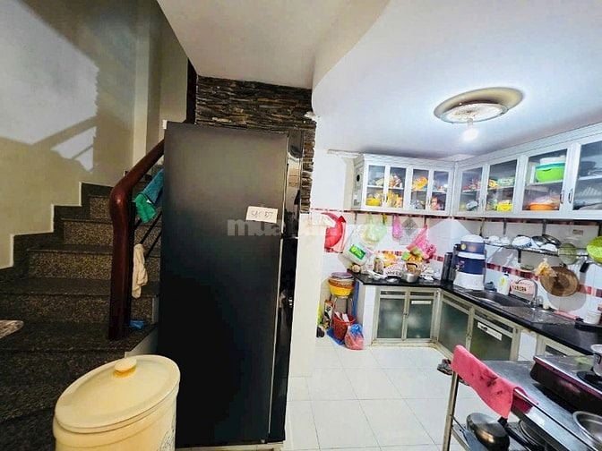 Bán nhà đúc 4 tầng Hẻm Nguyễn Đình Chính, P.11, Phú Nhuận, H. ChínTây 