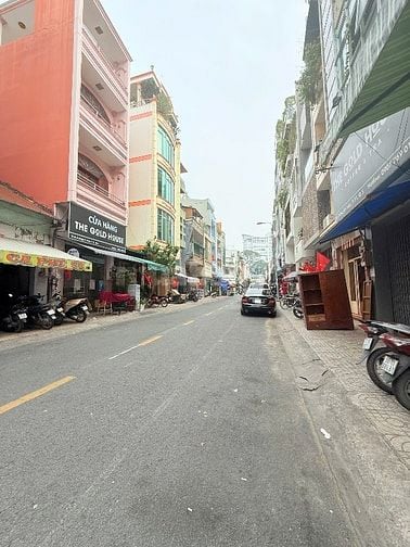 Nhà mặt phố siêu xịn tại Ký Hòa, p 11, Q5, HCM với 5 tầng