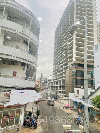 Căn góc 2 MT hiếm có, ngang khủng 18.75m, ngay Trung Tâm Quận 5