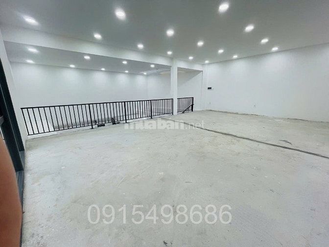 Căn góc 2 MT hiếm có, ngang khủng 18.75m, ngay Trung Tâm Quận 5