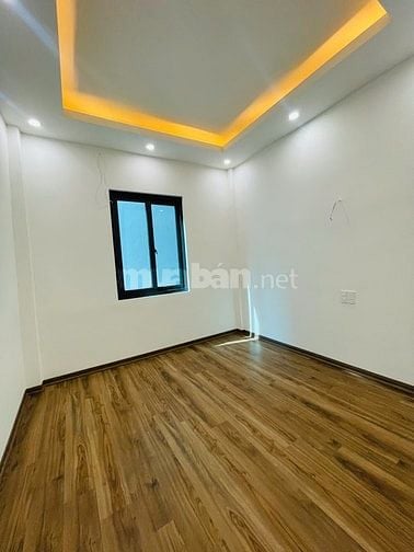 Bán nhà mặt ngõ kinh doanh Vũ Tông Phan 