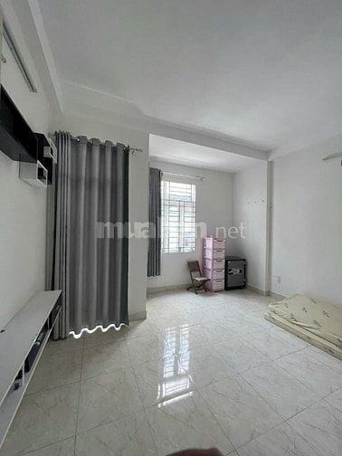 Nhà 3 Tầng Gần Công Viên Phú Hữu, Cách Nguyễn Duy Trinh 100m, HXH
