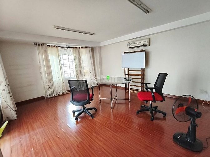 Biệt thự sân vườn 223m2 đúc 2 lầu hxh Trần Xuân Soạn khu Kiều Đàm Q7.