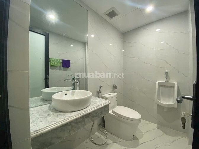 Bán nhà phố Lê Hồng Phòng, 120m2, phân lô ô tô dừng đỗ, 6t, thang máy.