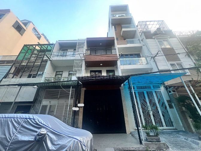 Nhà đẹp hẻm xe hơi 10M, Trung tâm Quận 3 , giá tốt