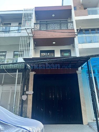 Nhà đẹp hẻm xe hơi 10M, Trung tâm Quận 3 , giá tốt