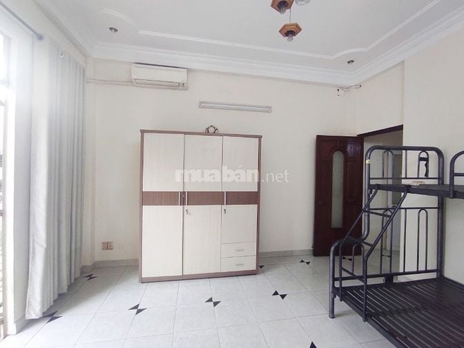 Cho thuê phòng có ban công, có nội thất gần đường Phan Đăng Lưu