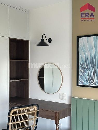 111m2, Sổ hồng, mới 99%, Quận 4, 50 tr/m2, nội thất, 5p Bitexco