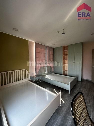 111m2, Sổ hồng, mới 99%, Quận 4, 50 tr/m2, nội thất, 5p Bitexco