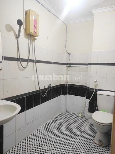 Cho thuê phòng có ban công, có nội thất gần đường Phan Đăng Lưu