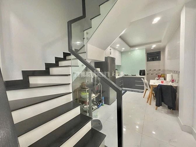 Ngân hàng thanh lý thu hồi nhà dt 60m2 đ.Lưu Hữu Phước,Q8-980TR-SHR