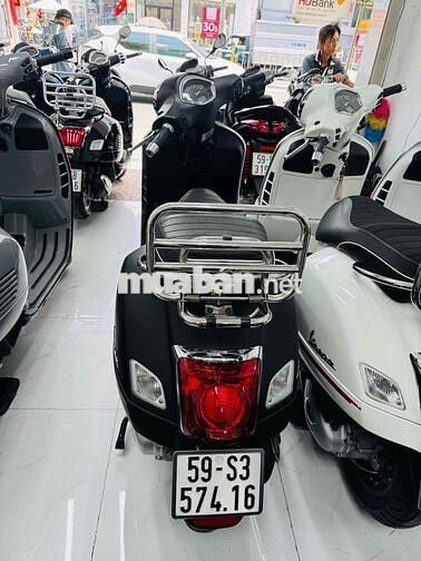 Vespa GTS 150 150 2O22 chính chủ 1 chủ bs Tphcm