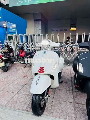 Vespa GTS 150 150 2O22 chính chủ 1 chủ Bs Tphcm