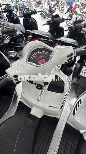 Vespa GTS 150 150 2O22 chính chủ 1 chủ Bs Tphcm