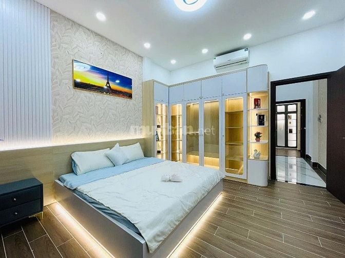 SĂN NHÀ GIÁ TỐT- Ngay PHẠM VĂN ĐỒNG, Dt 43,6m2, Sổ sẵn- ĐẦU TƯ LÀ LỜI