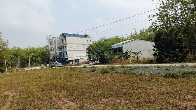 Bán gấp 520m2 đất xây trọ KCN Becamex  giá 650Tr.