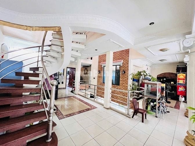 MẶT TIỀN " THÍCH MINH NGUYỆT " 185m2 ( 9x20.5m) TIỆN XÂY CHDV, TOÀ NHÀ