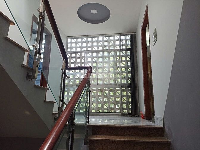 Cho thuê nhà trong khu dân cư nhà ở Vĩnh Lộc A, giá 12 triệu